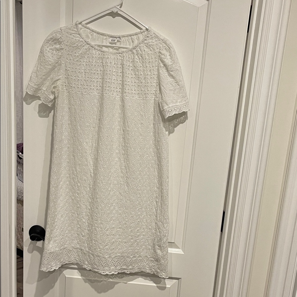 GAP White Lace Midi Dress